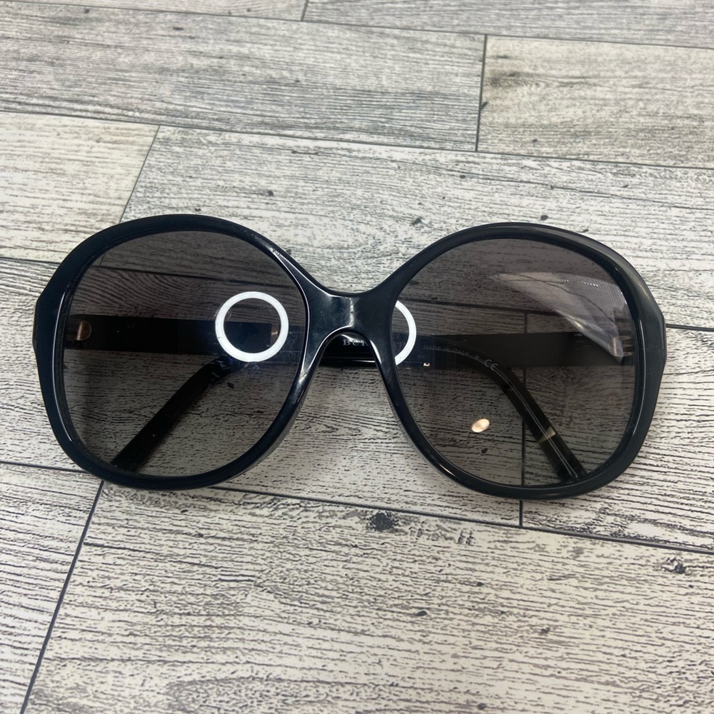 Burberry Sunglasses - Picture 2 of 8